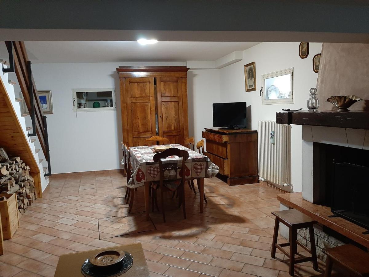 La Casa Di Walter E Rosa Villa Castel Di Sangro Exterior foto